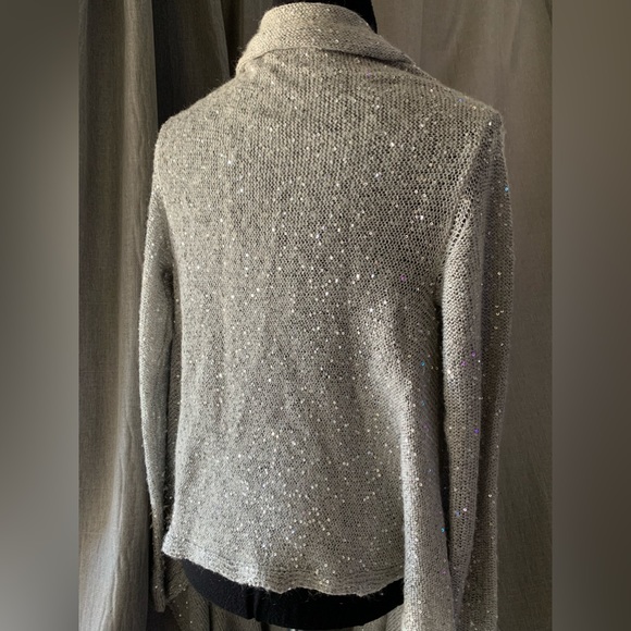 Moda silver sequined sweater wrap - Picture 8 of 10